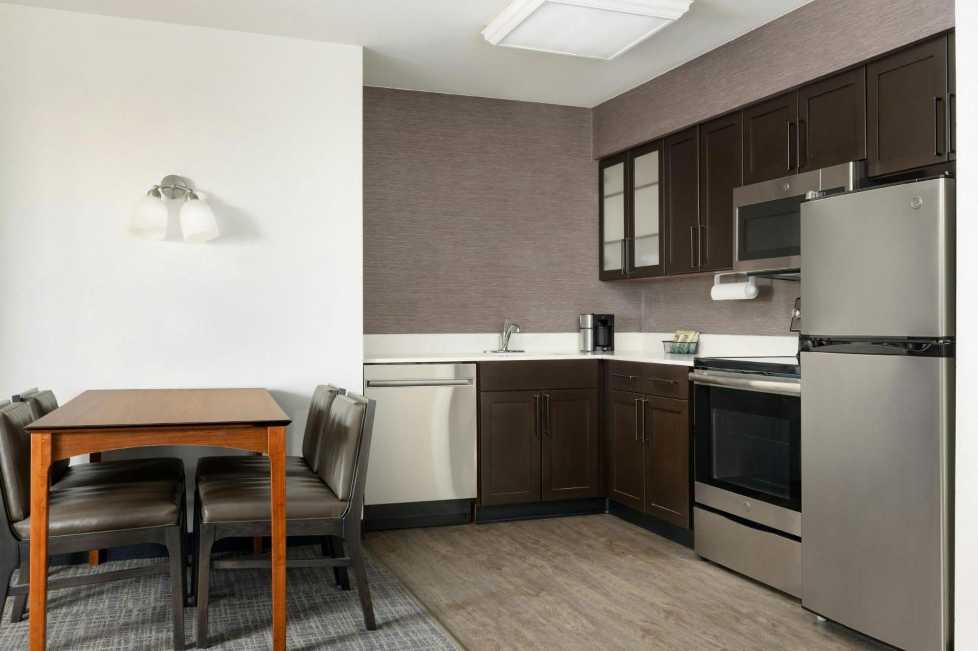 Residence Inn Des Moines West At Jordan Creek Town Center West Des Moines Exterior foto